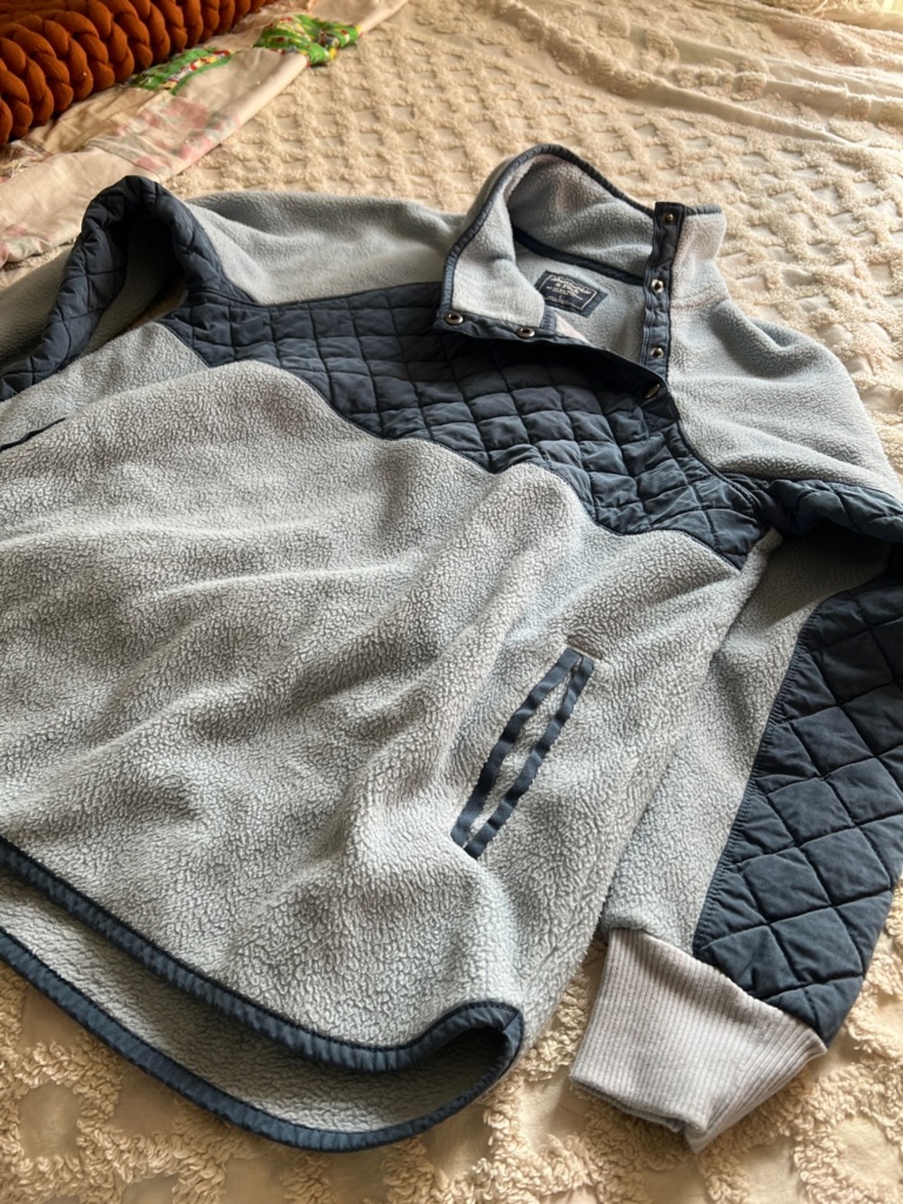 Abercrombie & Fitch Light Blue Fleece Pullover with Navy Quilted Trim Large